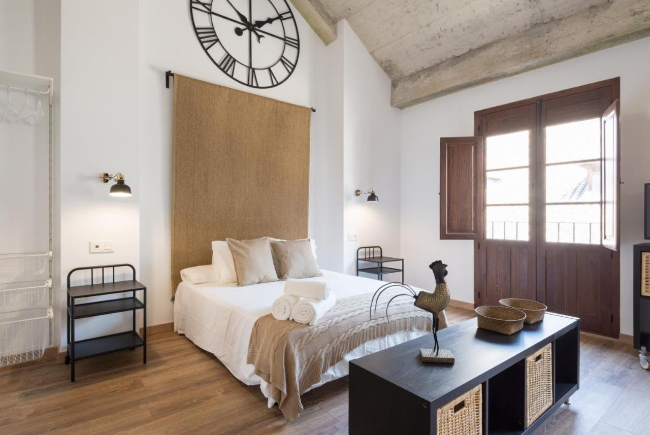 Santiago Premium Loft III Apartment มาลากา ภายนอก รูปภาพ